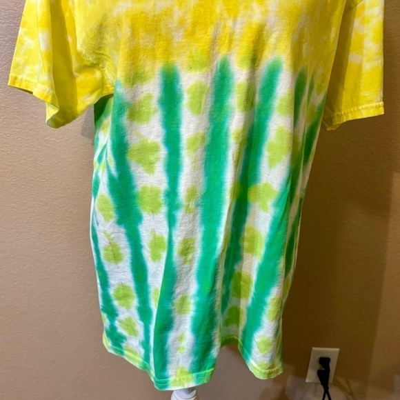 Tie Dye T-Shirt Large Gildan Yellow Green White Short-Sleeved 100% Cotton Tee - Picture 4 of 12